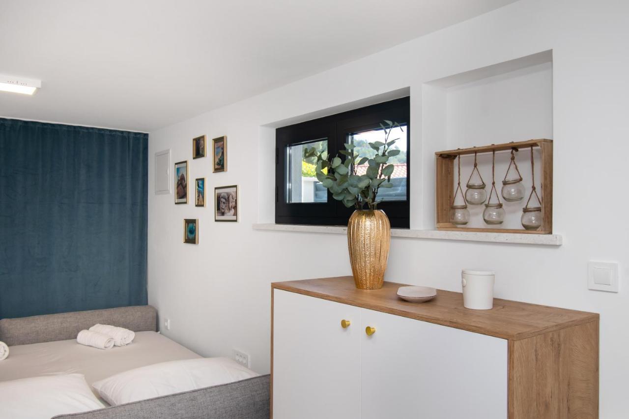 Apartmani Monika Жаборич Экстерьер фото