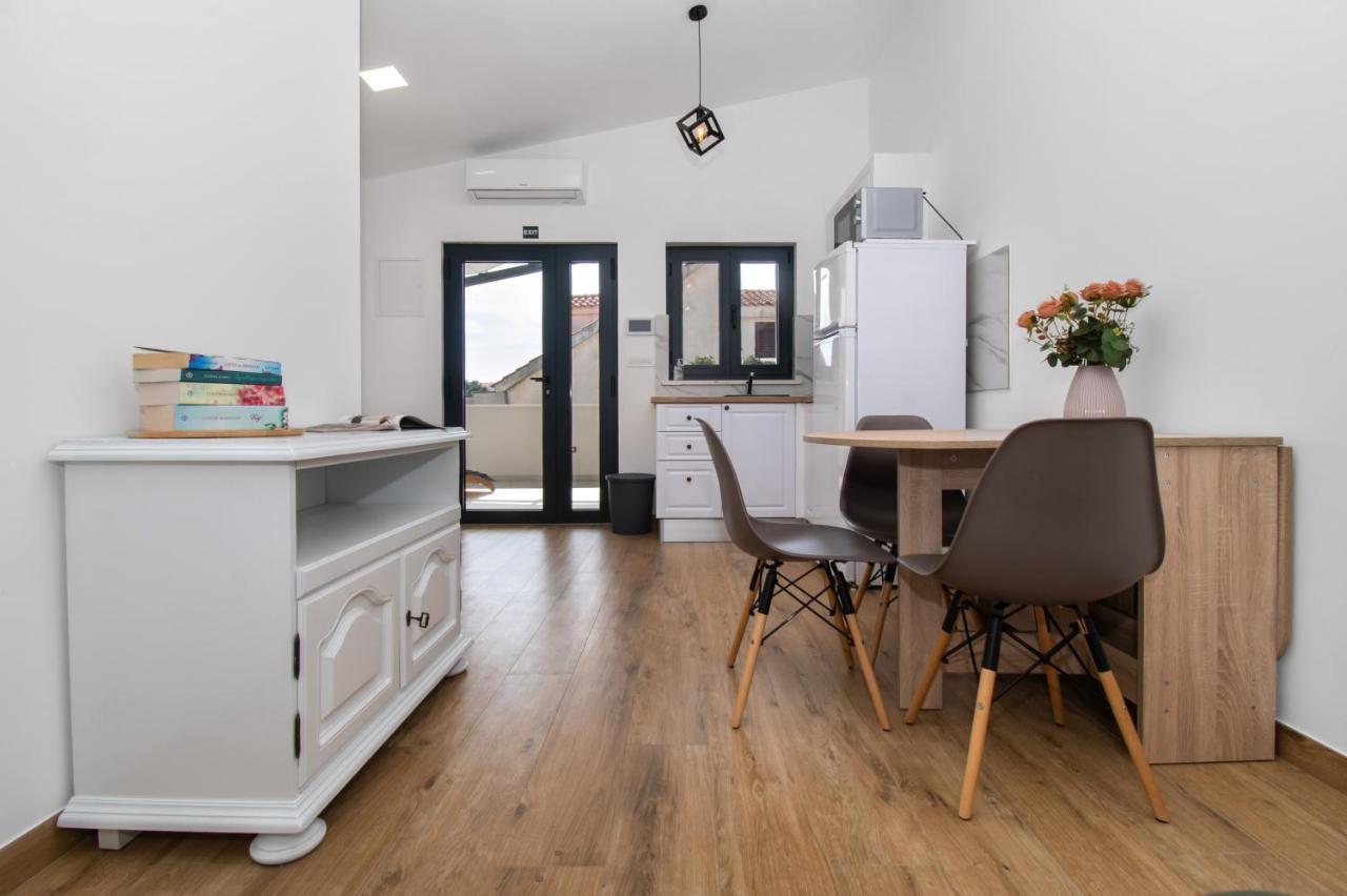 Apartmani Monika Жаборич Экстерьер фото