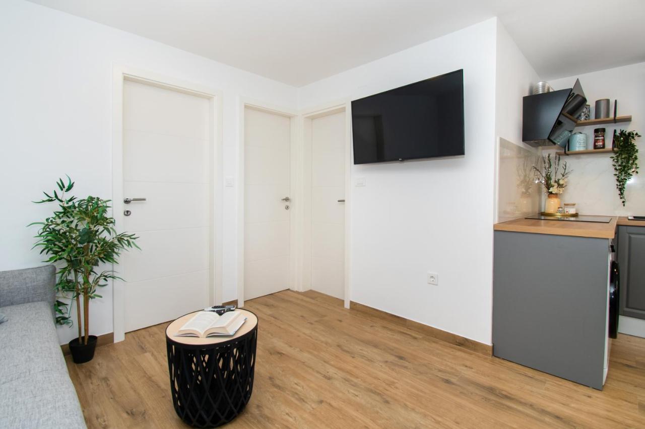 Apartmani Monika Жаборич Экстерьер фото